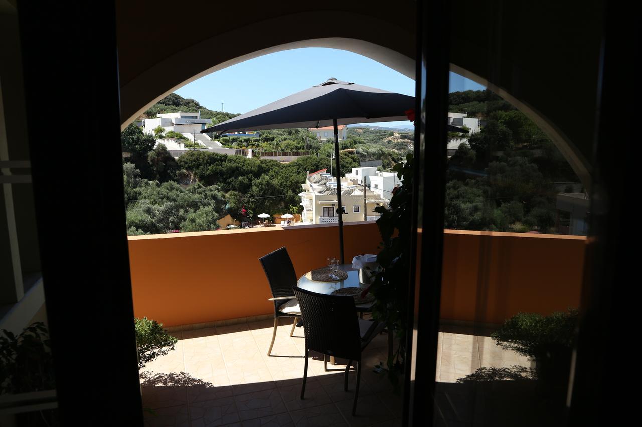 Orsalia Luxury Suites Platanés Eksteriør billede