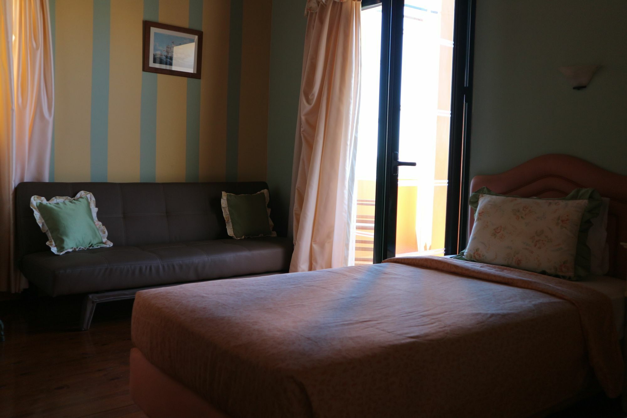 Orsalia Luxury Suites Platanés Eksteriør billede